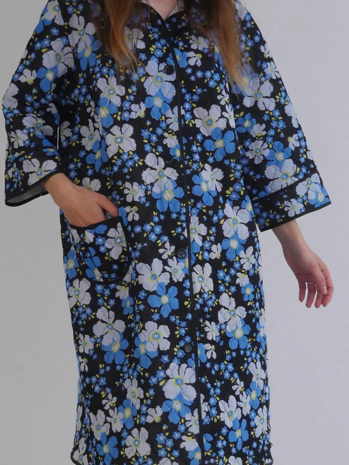 Vintage Quilted Home Robe Coat with Cool Floral Print