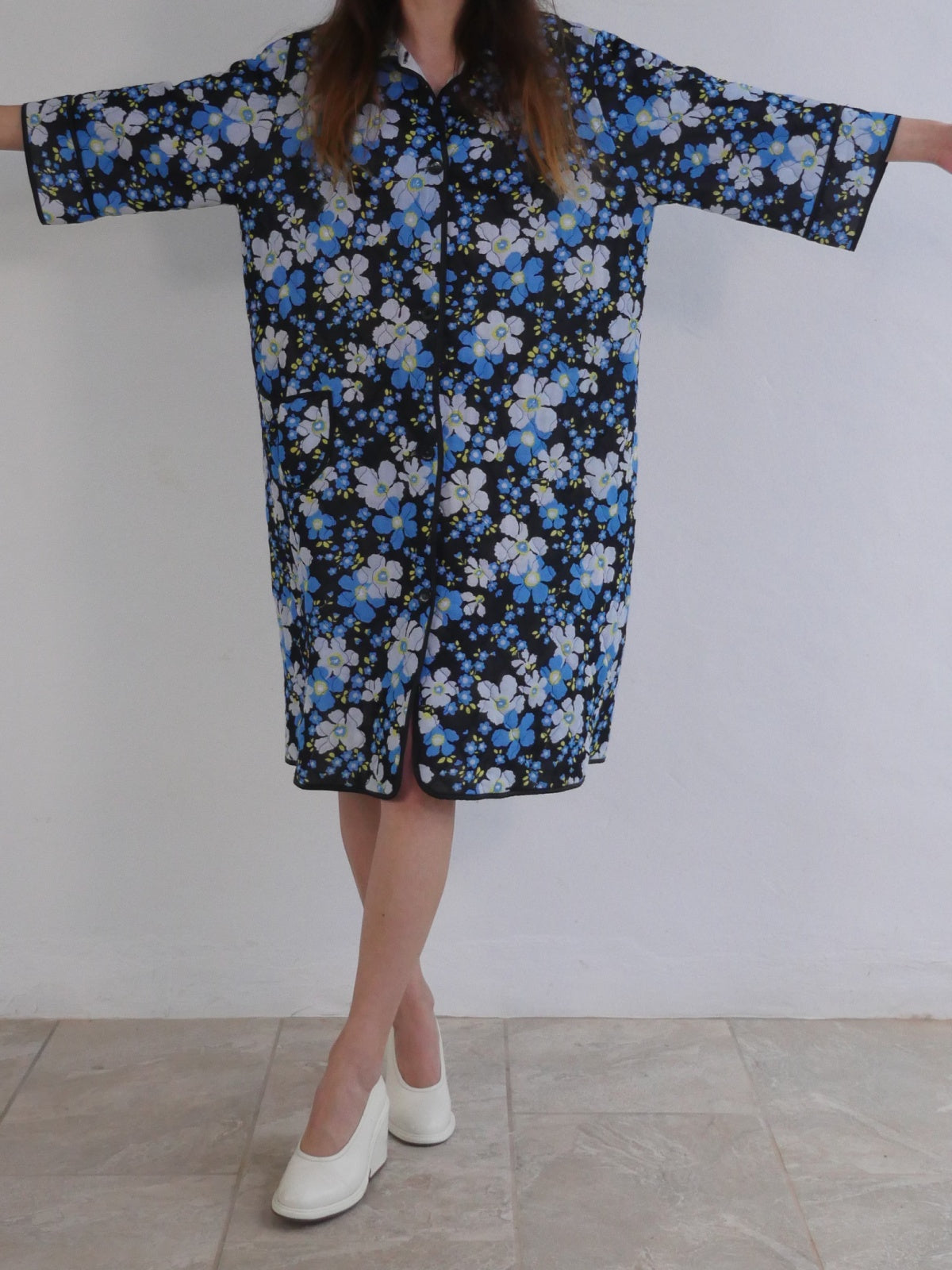 Vintage Quilted Home Robe Coat with Cool Floral Print