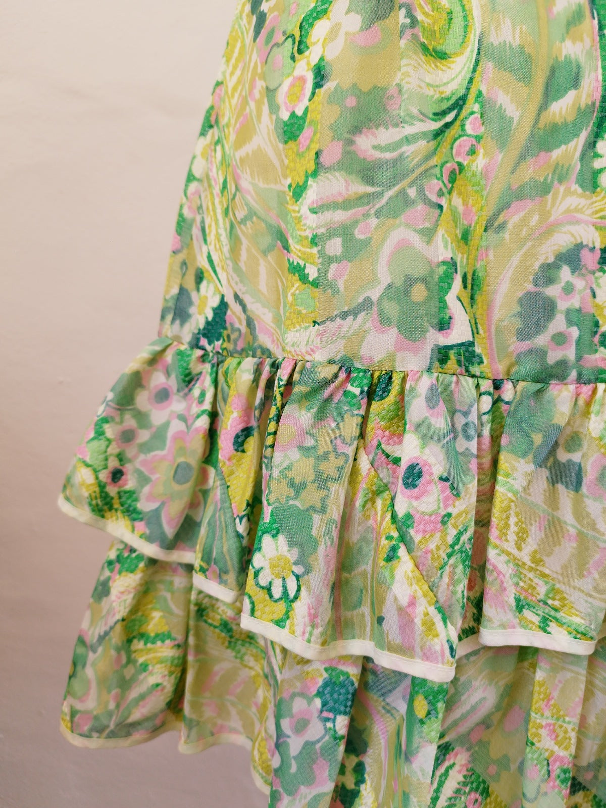 Light Green Floral Mini Vintage Dress with Ruffled Tiered Skirt