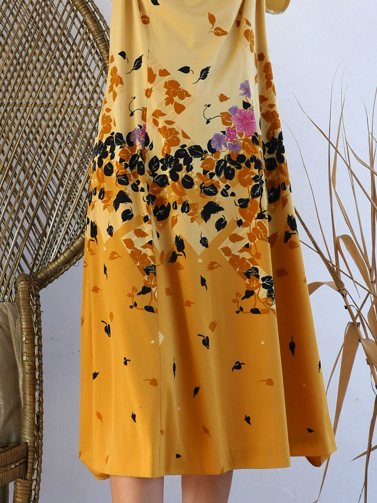 Two Tone Yellow Sleeveless Summer Dress with Midi Skirt