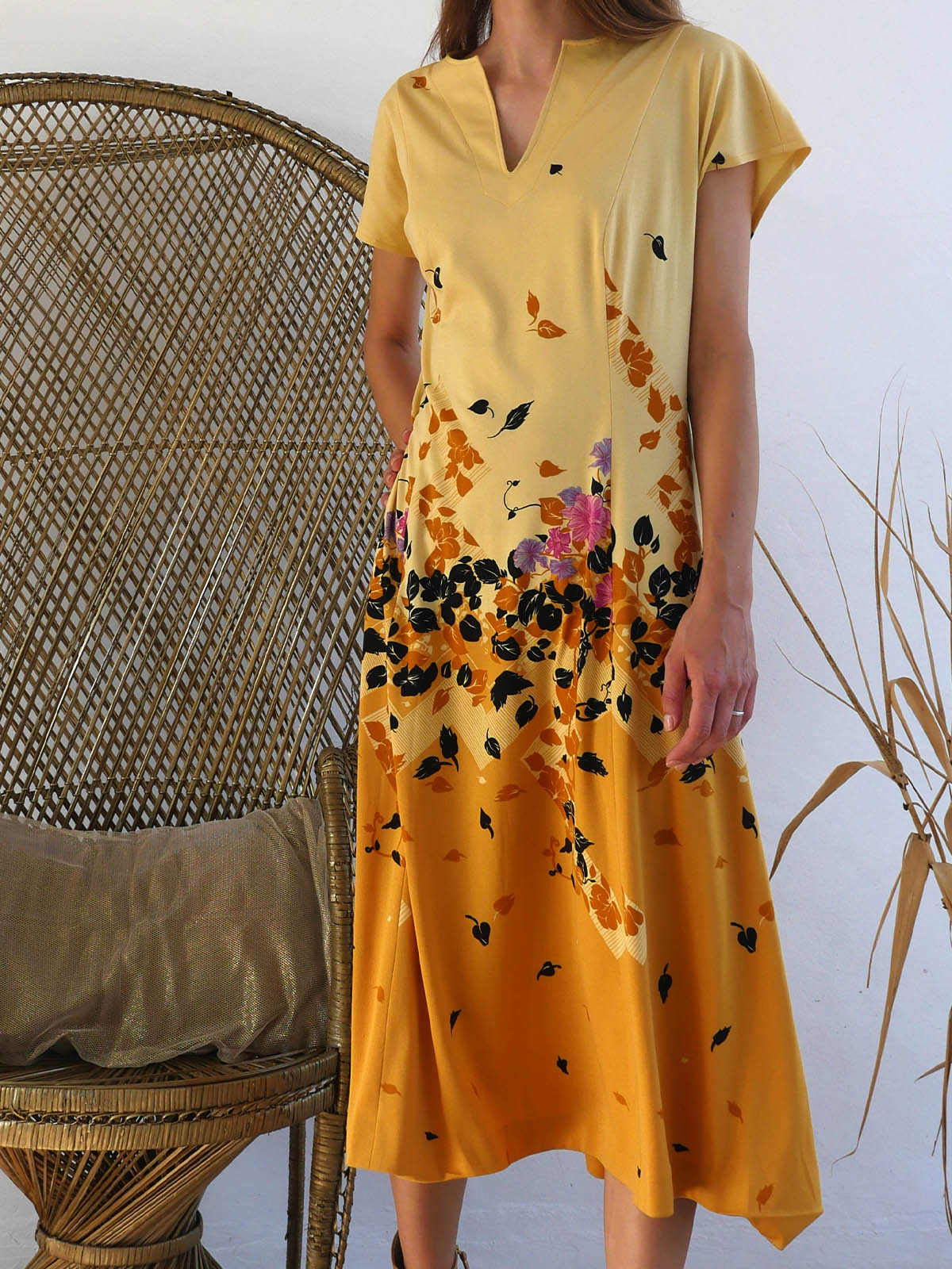 Two Tone Yellow Sleeveless Summer Dress with Midi Skirt