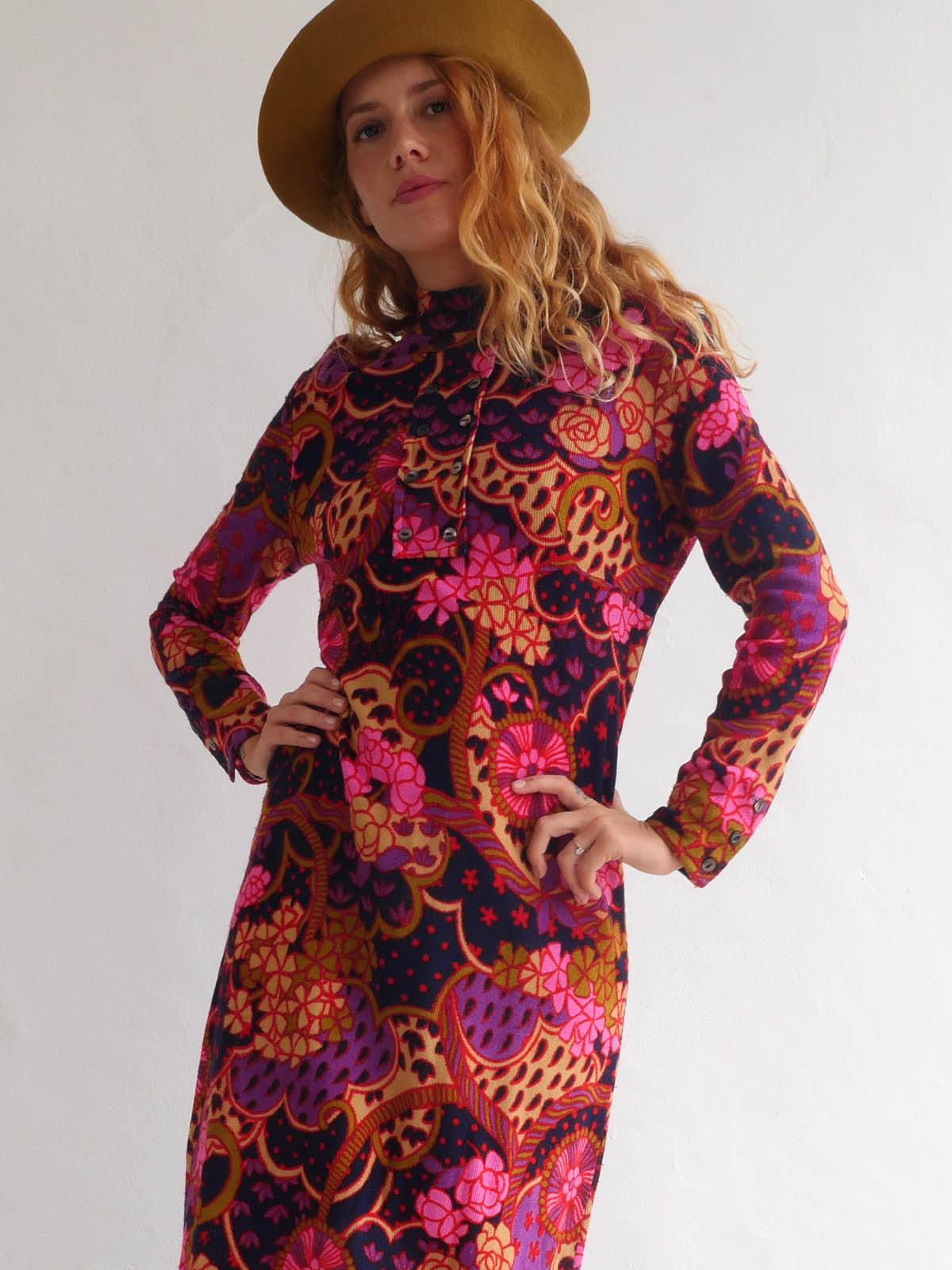 60s Vintage Flower Print Maxi Dress with Long Sleeves