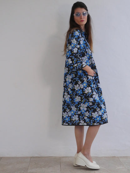 Vintage Quilted Home Robe Coat with Cool Floral Print