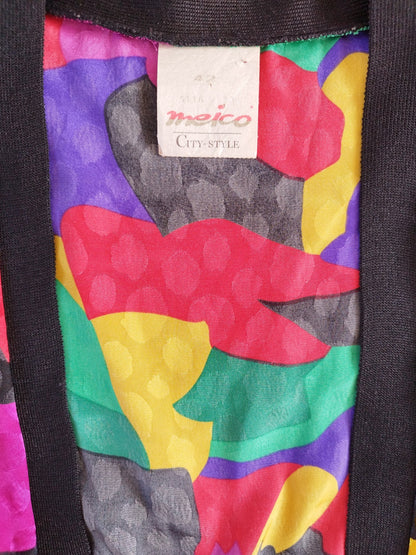 Brightly Colored Jacket with Deep Cleavage and Wide Shoulders