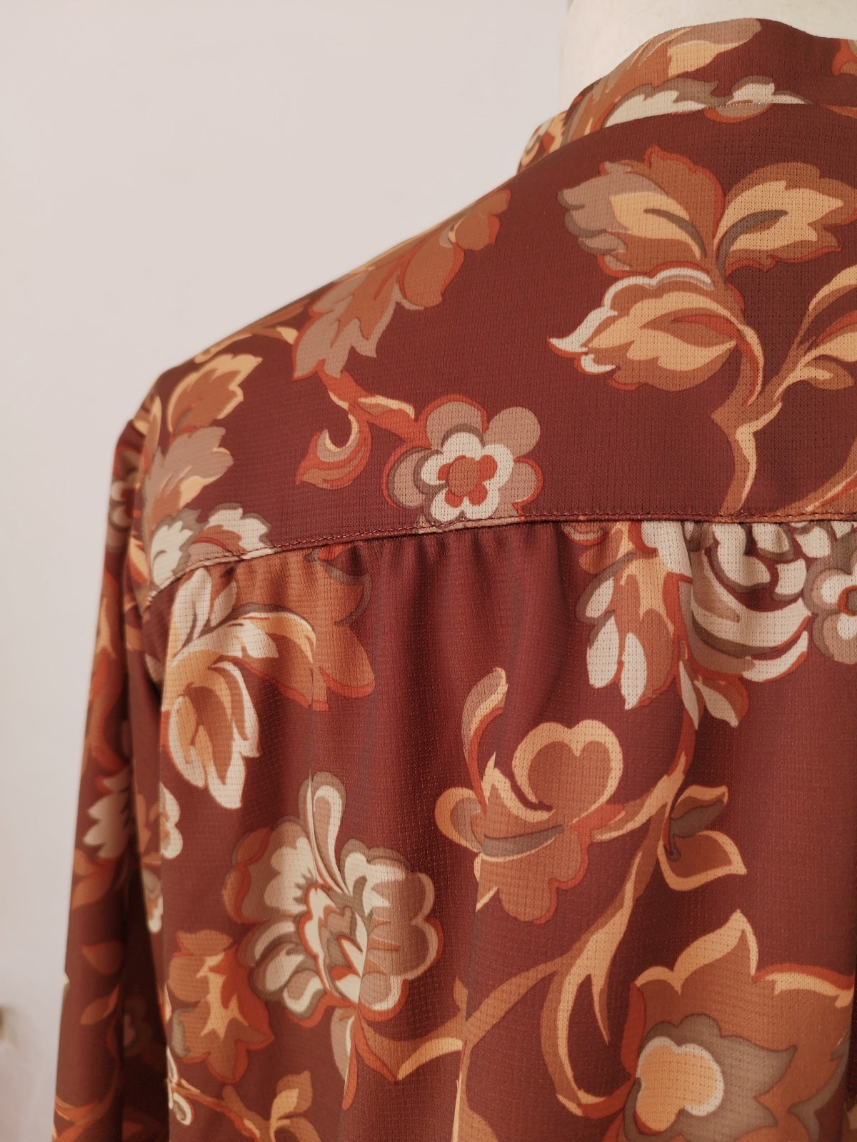 Brown Vintage Blouse with Floral Print and Belt