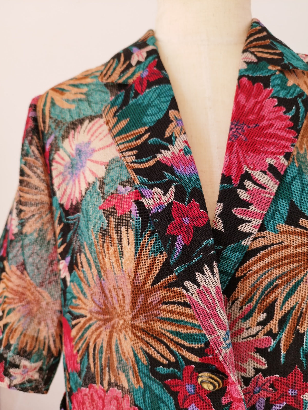 Floral Short Sleeve Jacket from Net Material