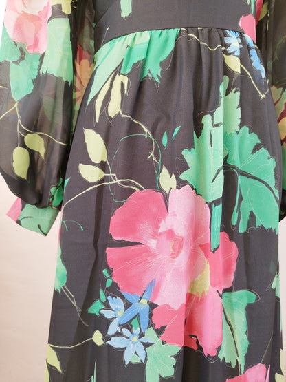 Vera Mont 70s Vintage Dress with Floral Print and Voluminous Bishop Sleeves