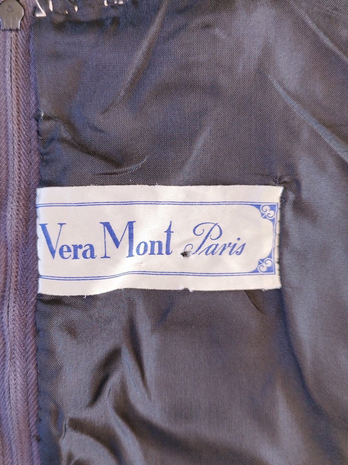 Vera Mont 70s Vintage Dress with Floral Print and Voluminous Bishop Sleeves