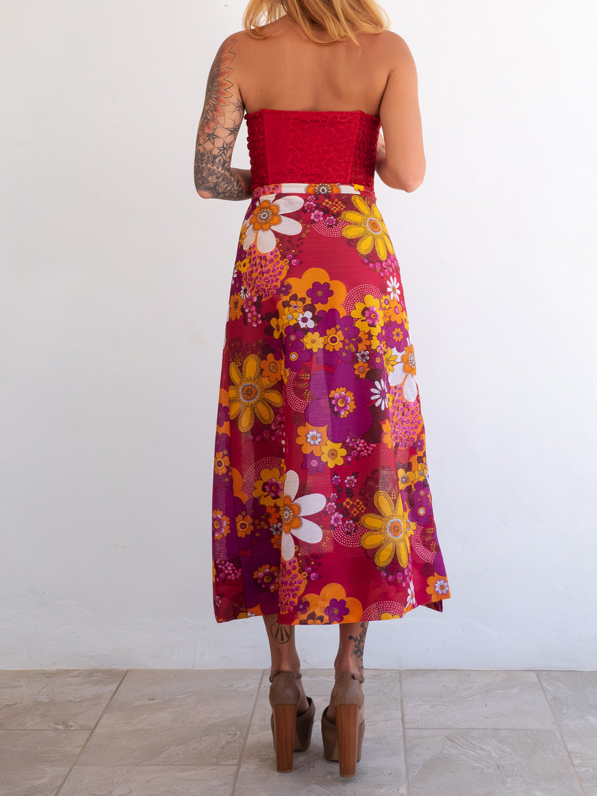 Bright Flower Power Midi Vintage Skirt