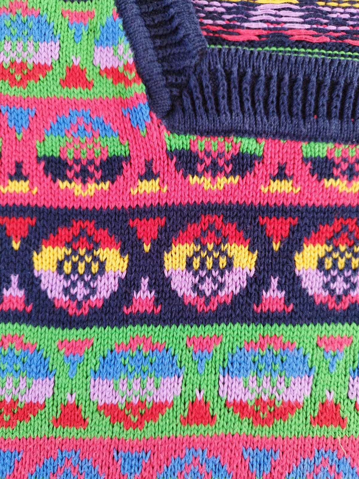 Vintage Benetton Short Sleeve Sweater with Multicolor Pattern