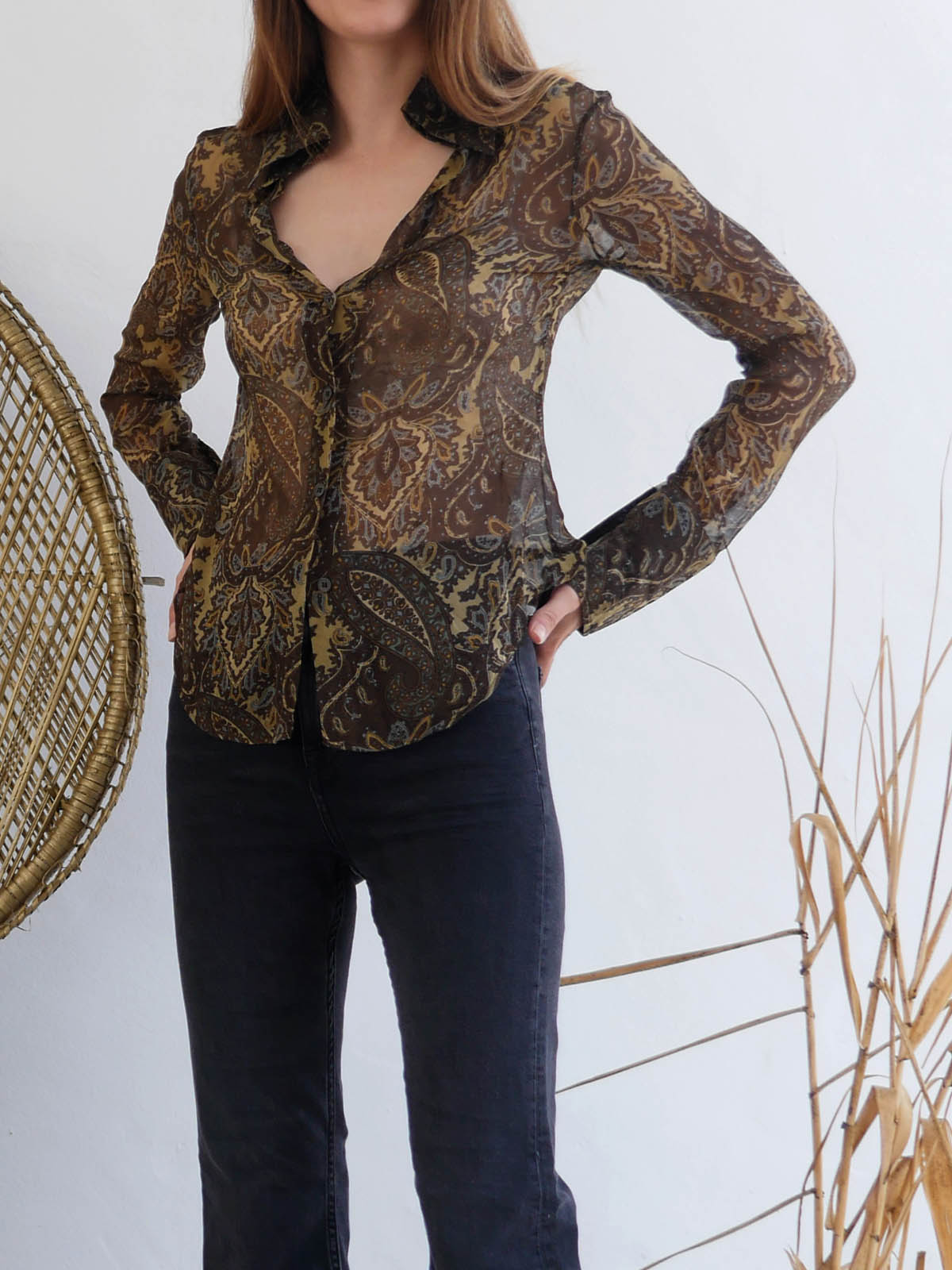 Long Sleeve Shirt with Vintage Print in Earthy Colors