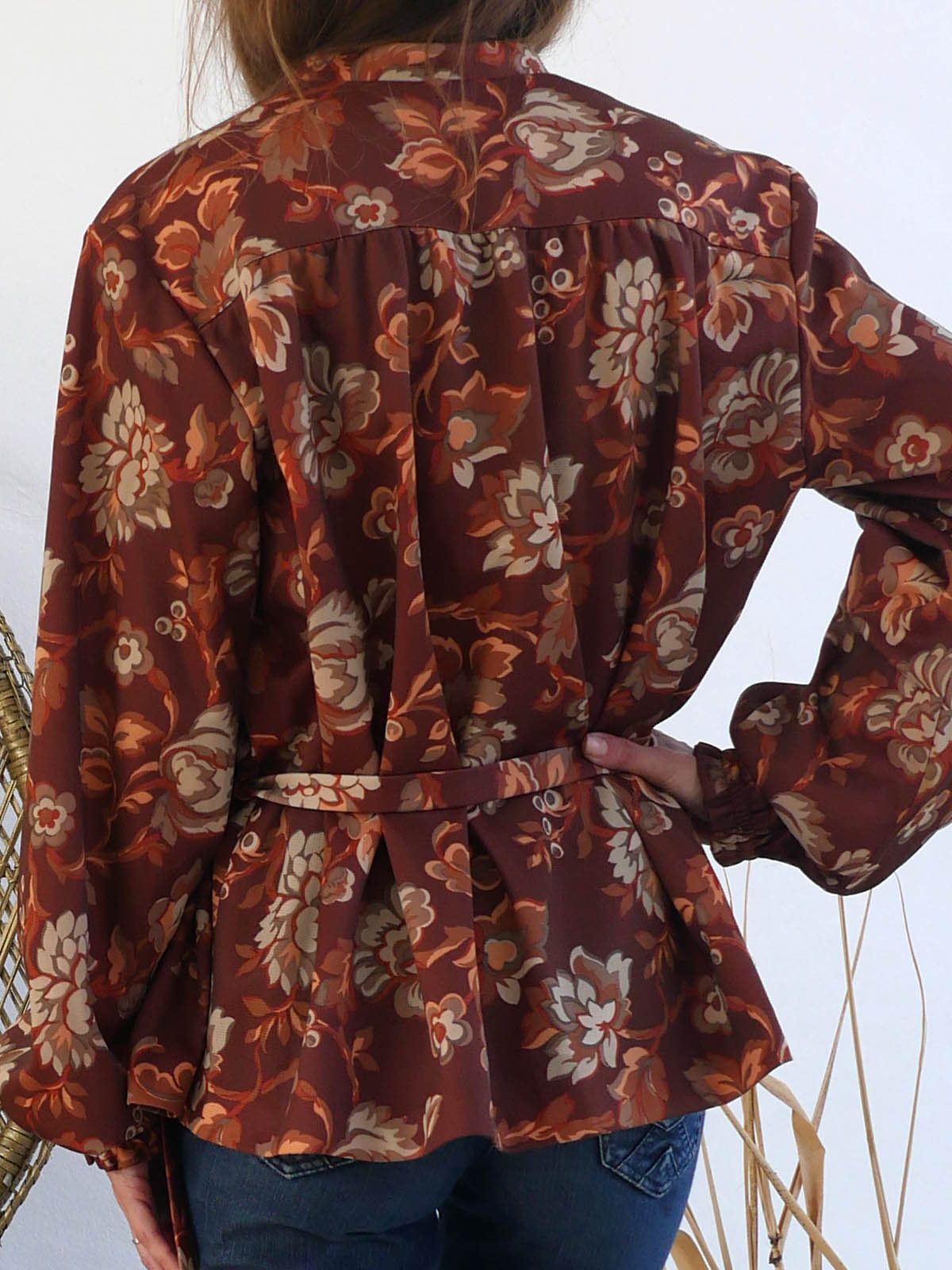 Brown Vintage Blouse with Floral Print and Belt