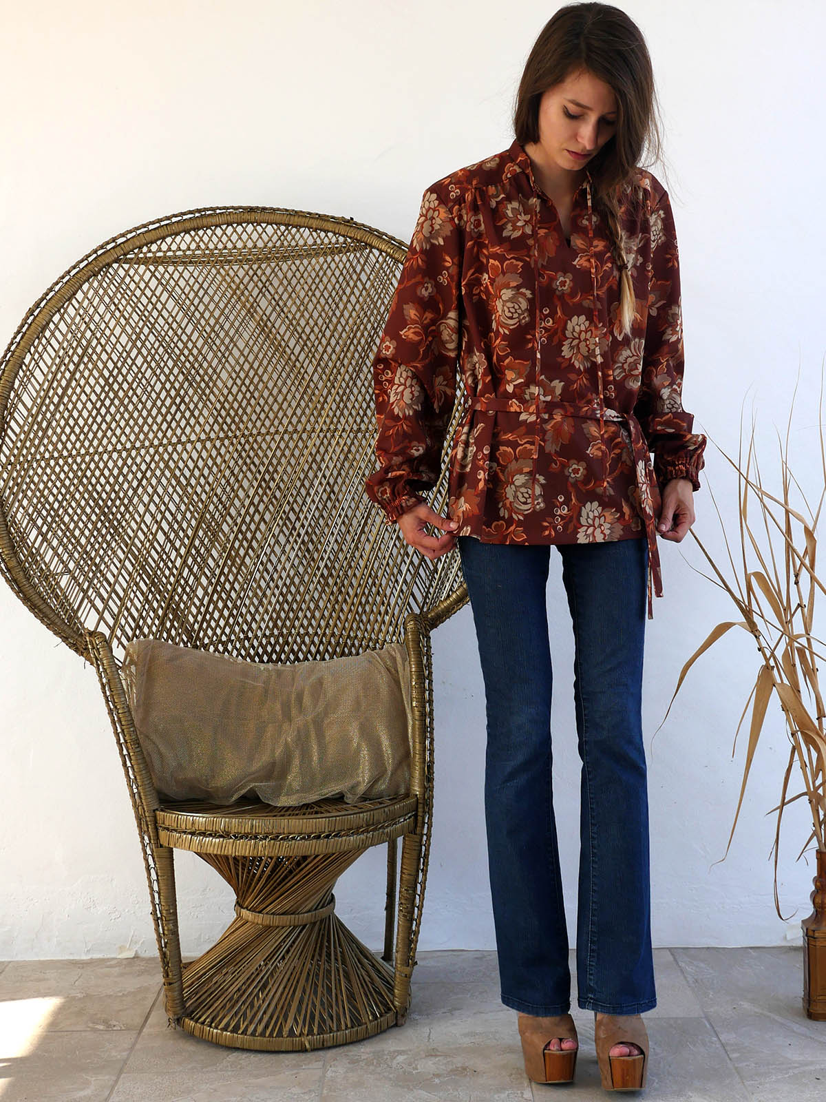 Brown Vintage Blouse with Floral Print and Belt