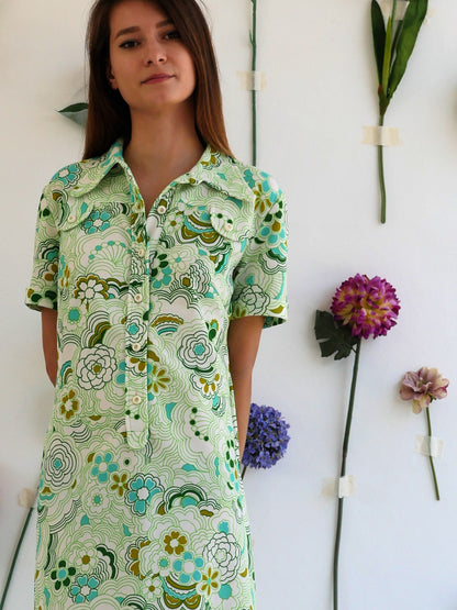 60s Short Floral Dress in Light Green Color