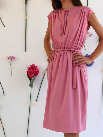 Light Pink Sleeveless Summer Dress with Belt