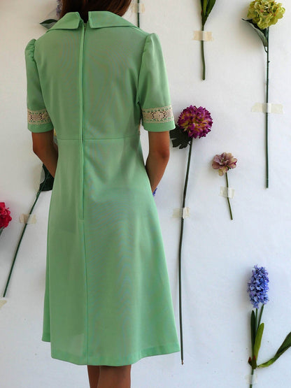 Light Green Summer Midi Dress with Lace Detail