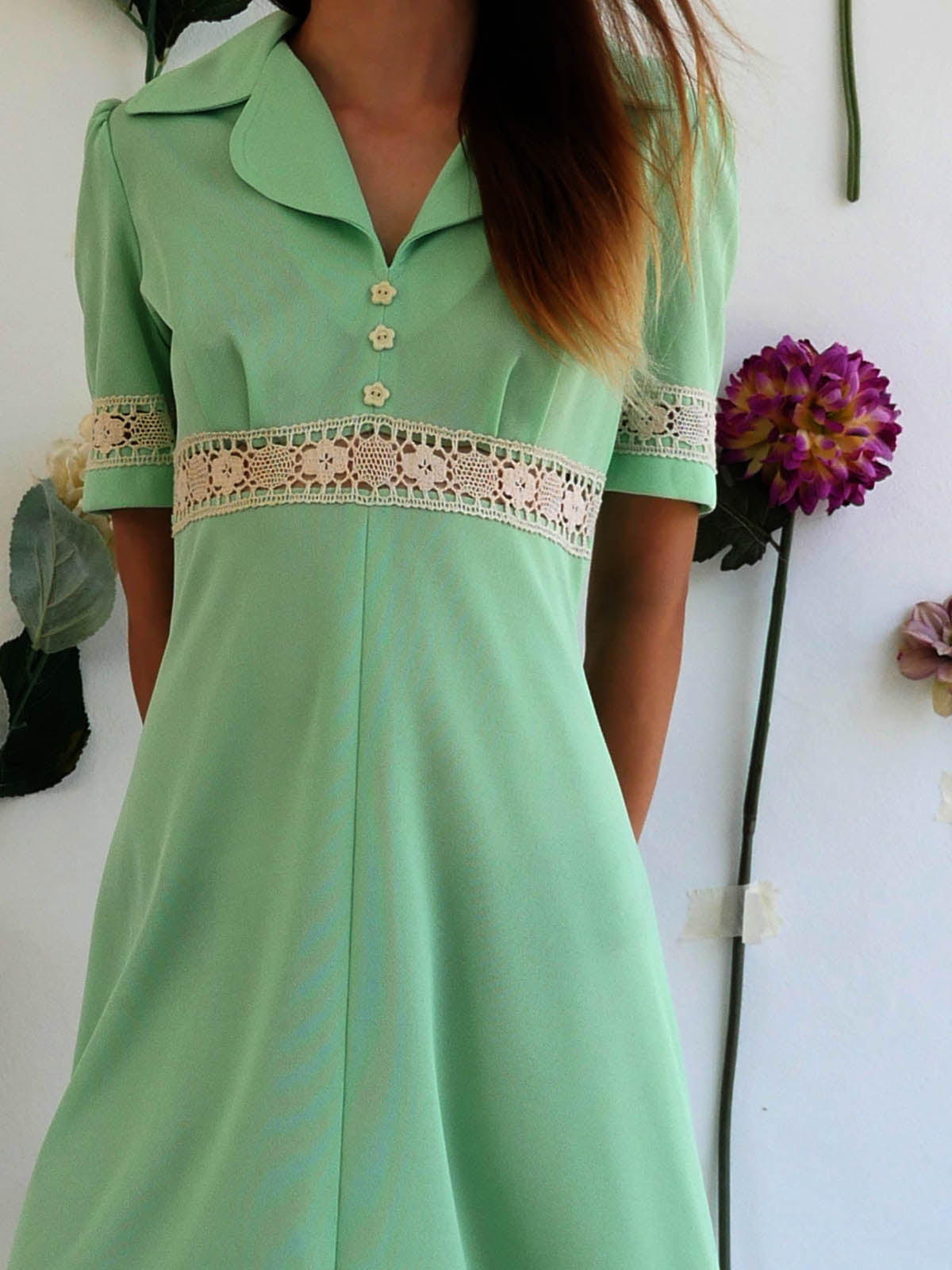 Light Green Summer Midi Dress with Lace Detail