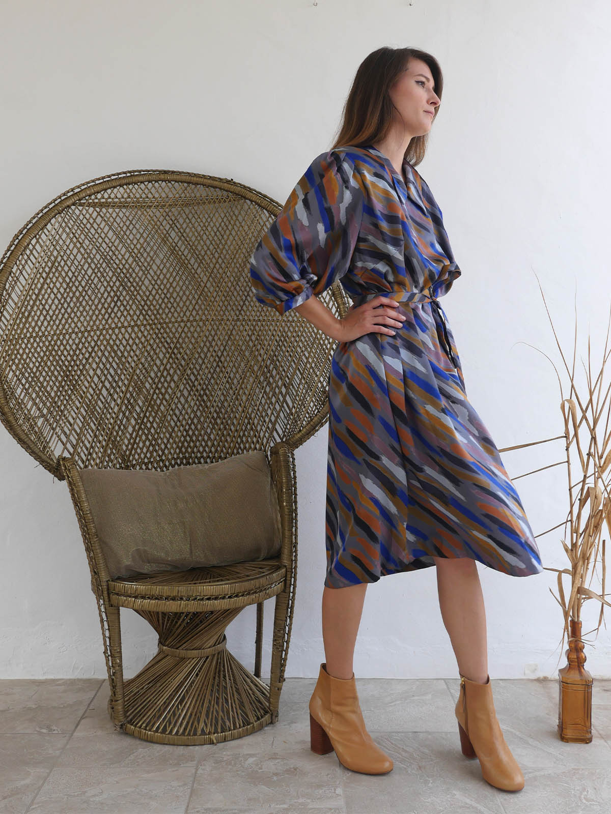 Midi Dress with Abstract Print in Earthy Colors 