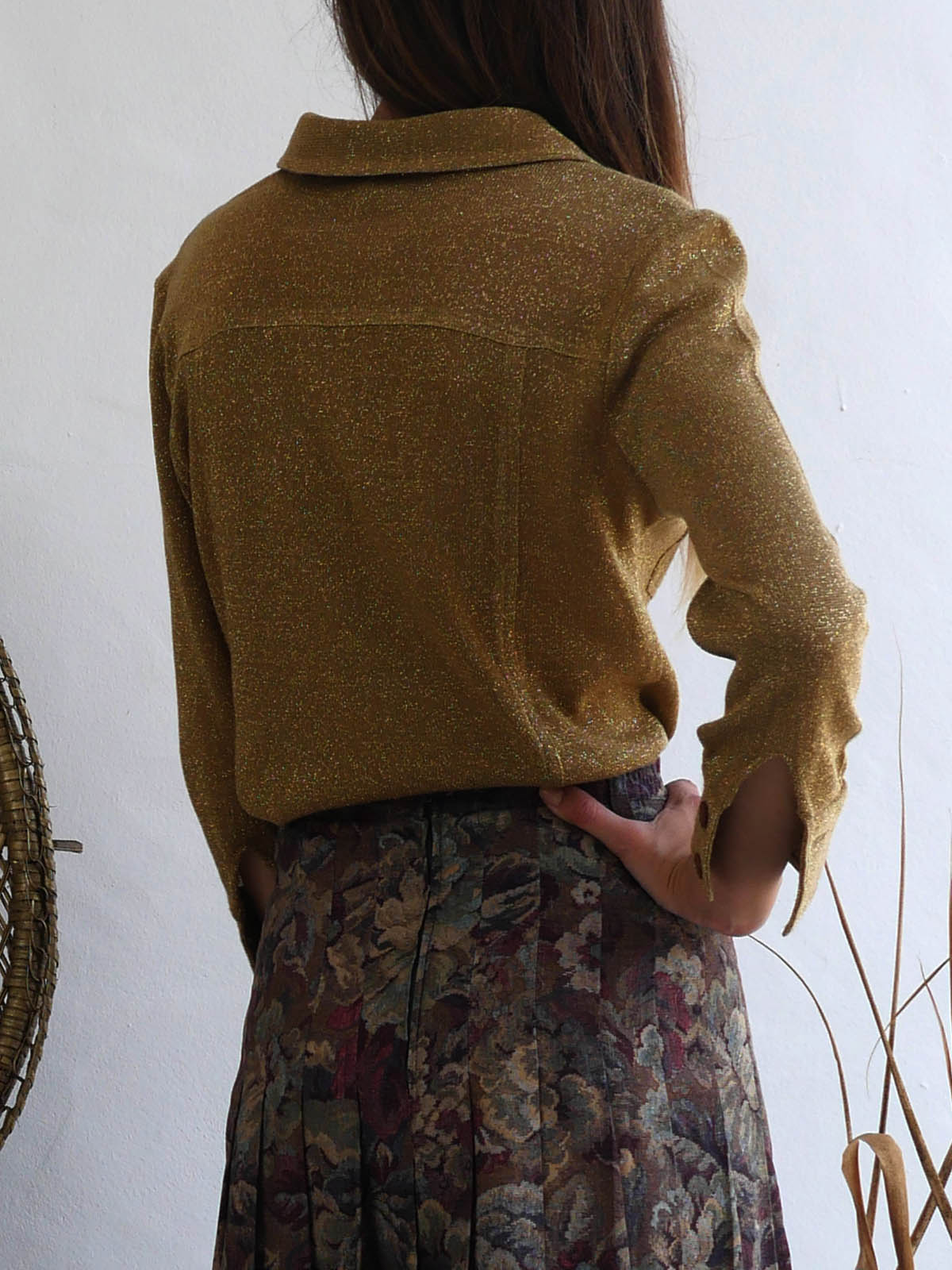 Vintage Gold Knit Top with Long Sleeves and Front Pockets