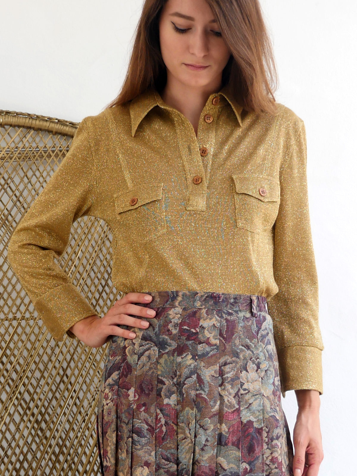 Vintage Gold Knit Top with Long Sleeves and Front Pockets